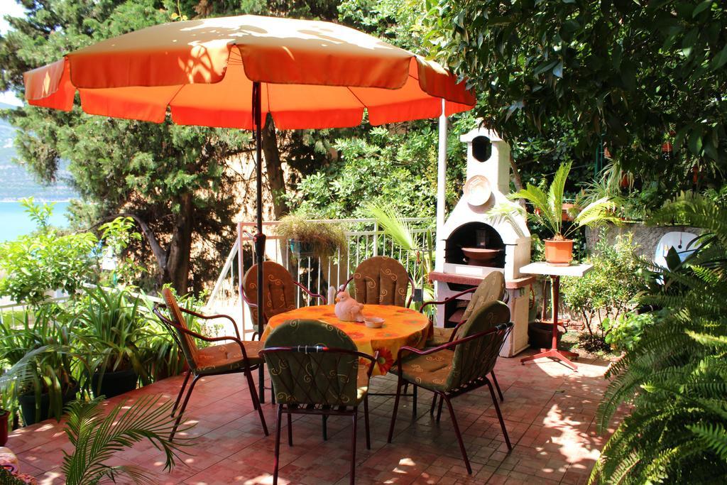 Guest House Tomanovic Herceg Novi Bagian luar foto