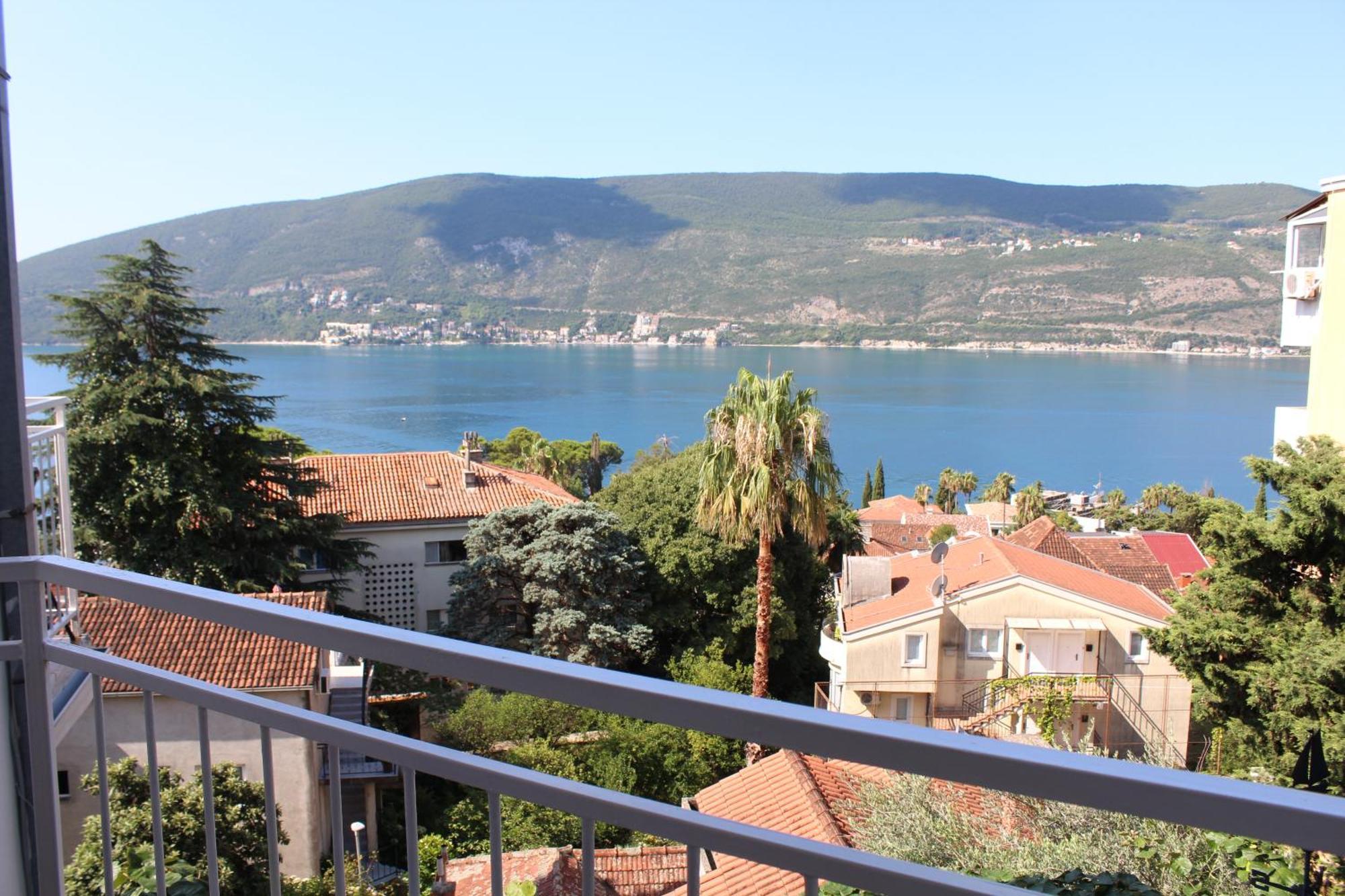 Guest House Tomanovic Herceg Novi Ruang foto
