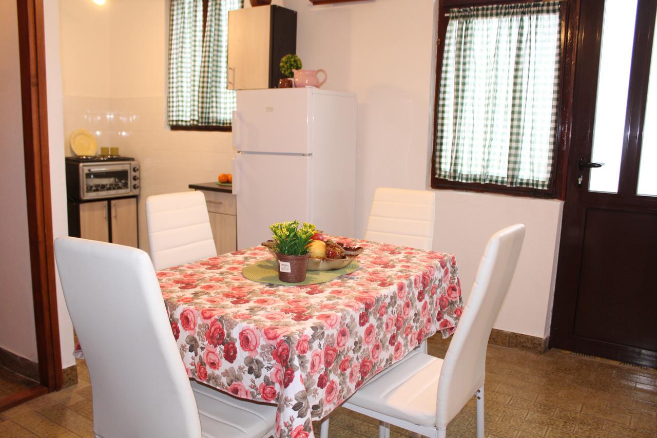 Guest House Tomanovic Herceg Novi Bagian luar foto