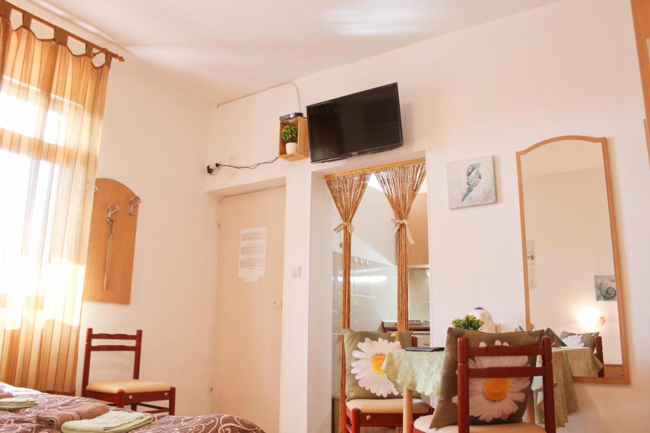 Guest House Tomanovic Herceg Novi Bagian luar foto