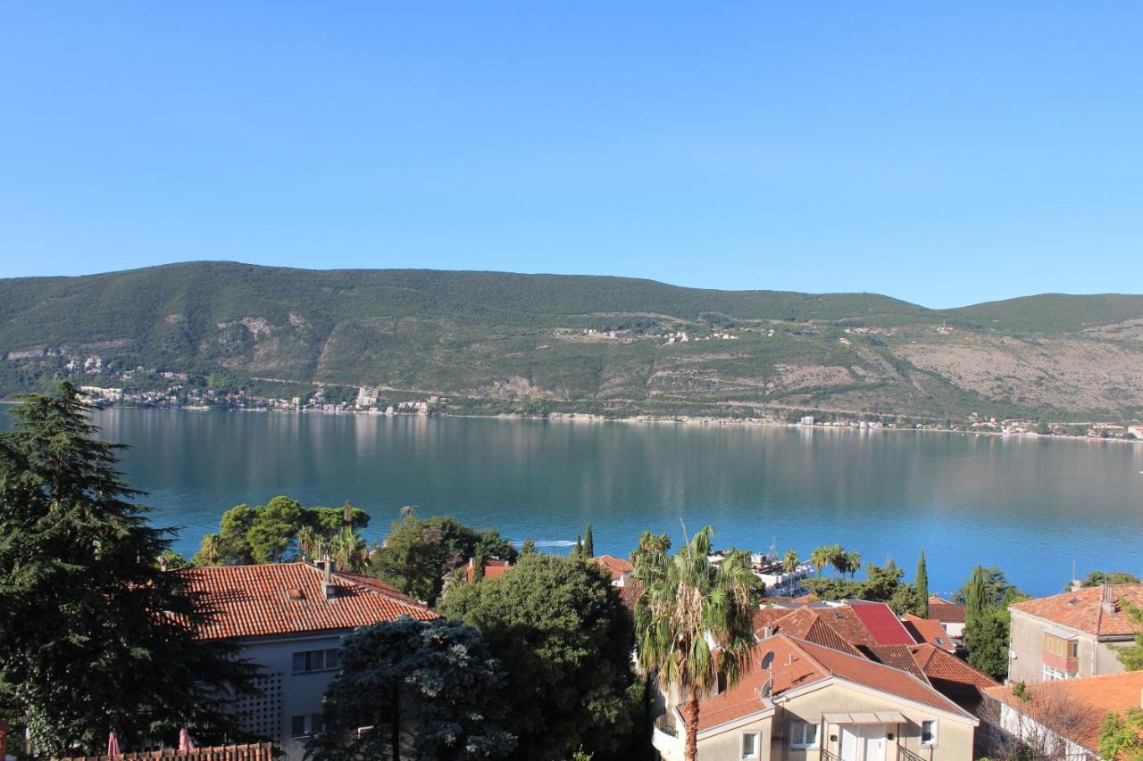 Guest House Tomanovic Herceg Novi Bagian luar foto
